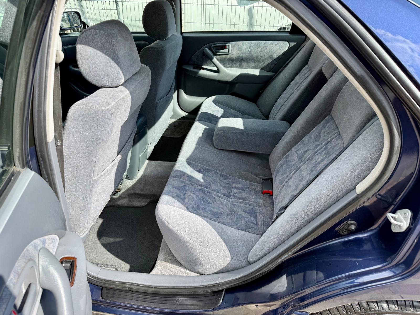 Toyota Camry 2.2 * TÜV NEU * KLIMAAUTOMATIK