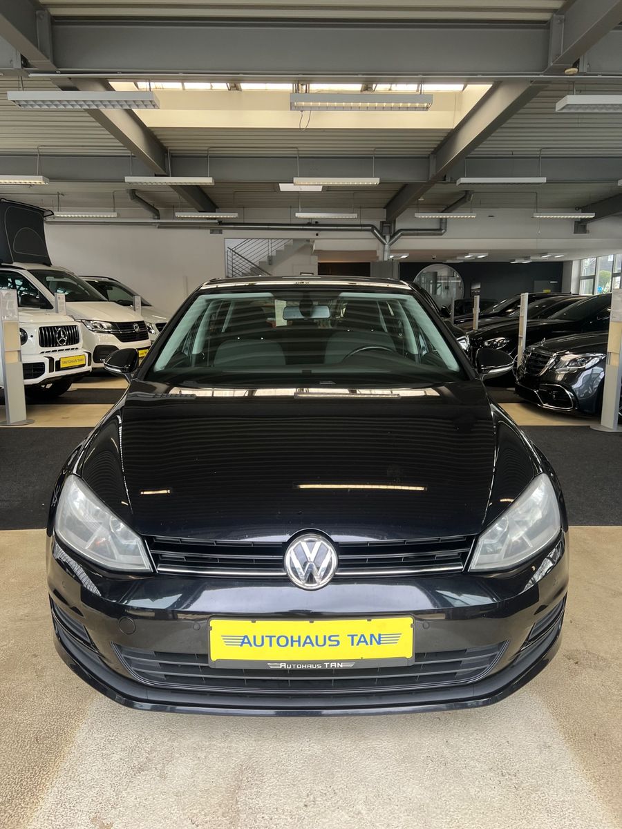 Fahrzeugabbildung Volkswagen Golf VII Lim. 1.6 TDIComfortline *1.HAND*SCHECKH