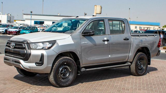 Toyota HILUX DC 2.4L M/T HIGH GRADE *EXPORT OUT OF EU