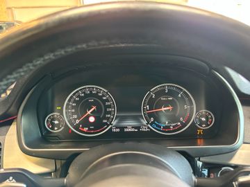 BMW X5 xDrive 40 d *M Paket*360*Pano*HeadUp*VOLL*
