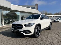 MERCEDES-BENZ GLA 200+PROGRESSIVE+MBUX HIGH+LED+NIGHT+KAMERA