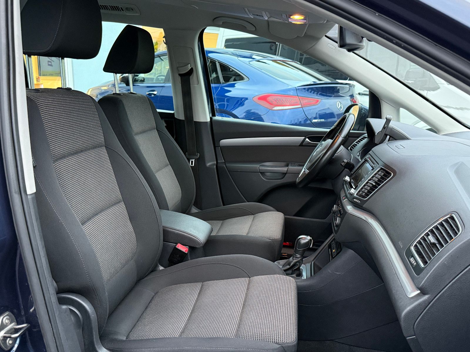 Fahrzeugabbildung Volkswagen Sharan Comfortline BMT DSG Navi Kamera SHZ Klima