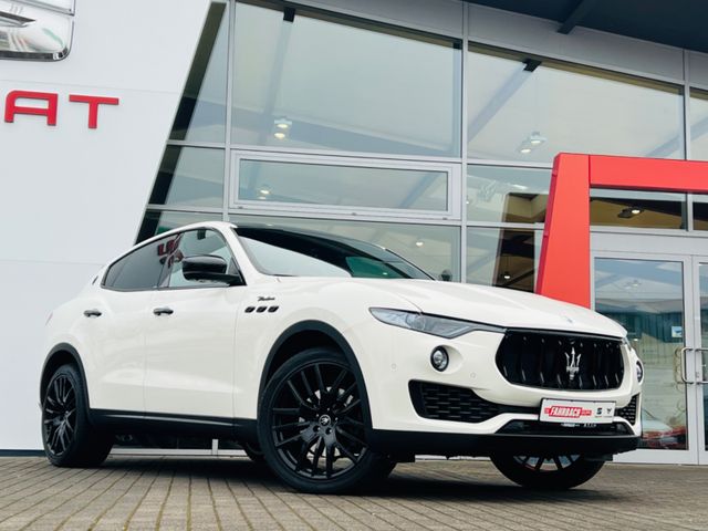 Maserati Levante Modena /V8 SPORTAG/PANO/CAM/21" ALU/