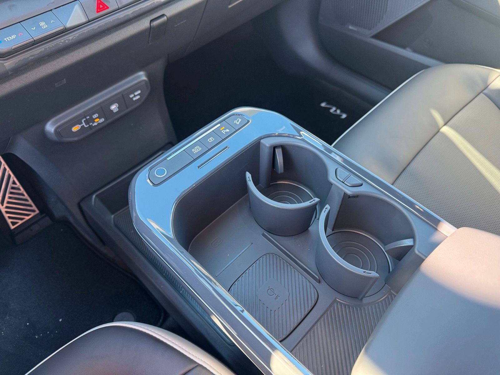 Fahrzeugabbildung Kia EV5 2WD GTL LAUNCH EDITION KWH 81,4 KWH