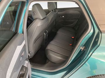 Peugeot 308 - 8