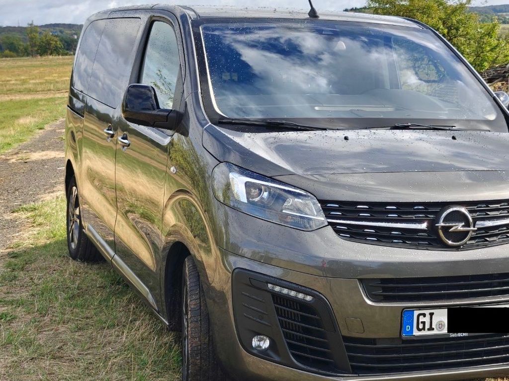Image of Opel Zafira Life