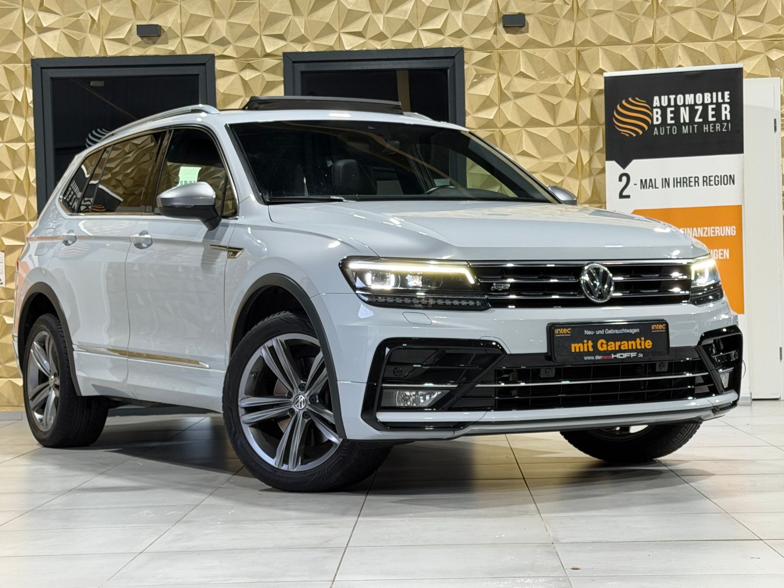 Fahrzeugabbildung Volkswagen Tiguan Allspace Highline 4Motion/R-LINE/PANO/LED