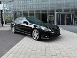 Mercedes-Benz E 500 AVANTGARDE TÜV NEU LUFTF. AMG BI XENON   - Mercedes-Benz Gebrauchtwagen von 2010