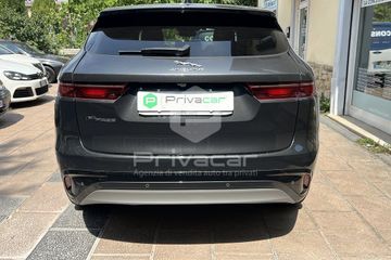 Jaguar F-Pace - 6