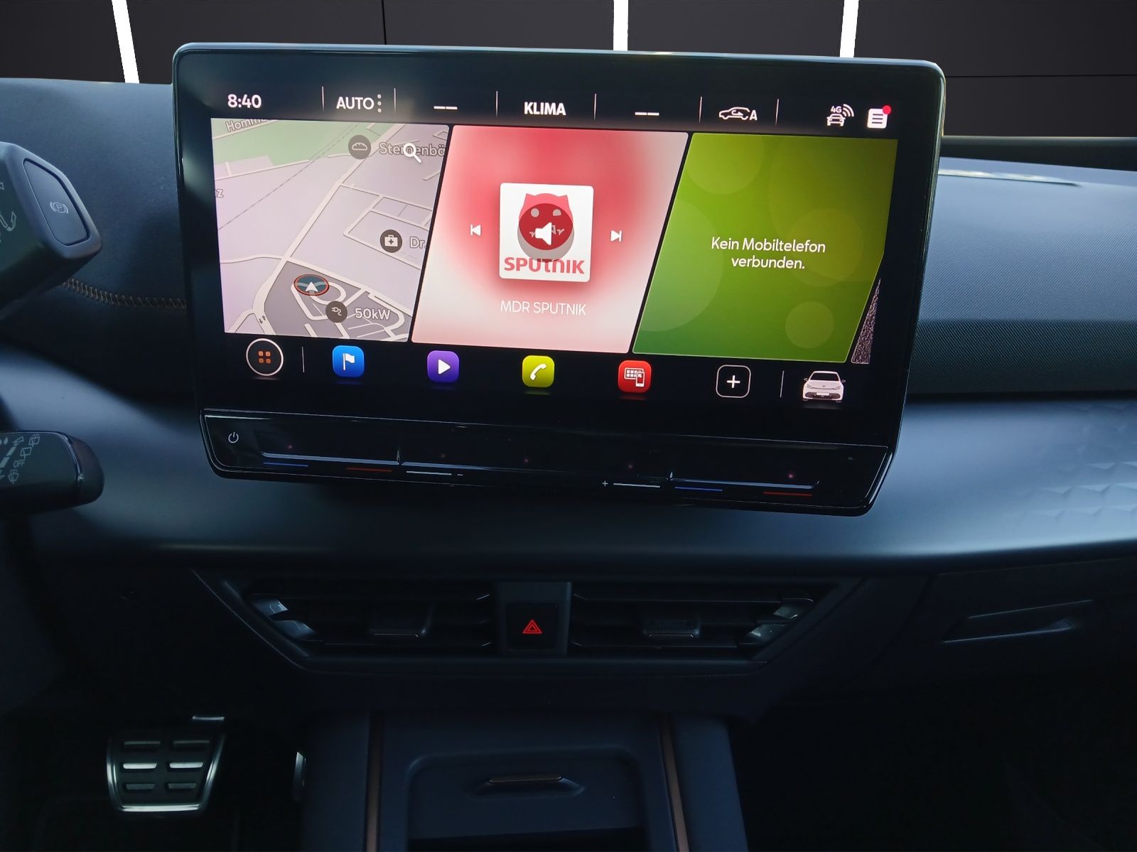 Fahrzeugabbildung CUPRA Born LED Navi Pano ACC RFK 18"