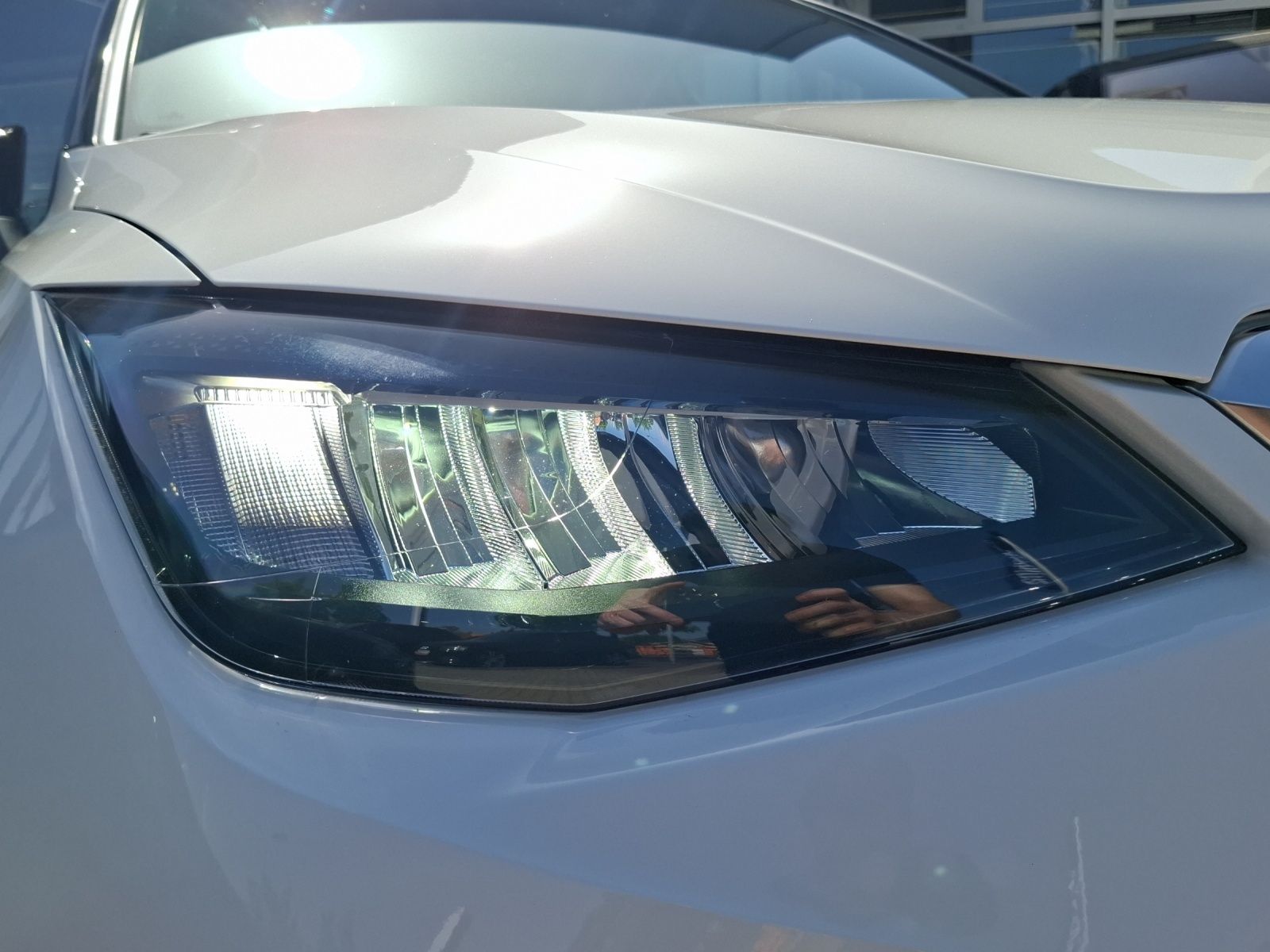 Fahrzeugabbildung SEAT Arona TSI Xperience DSG LED CarPlay VC ACC RFK S