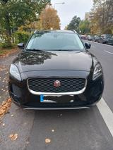 Jaguar E-Pace D150 -