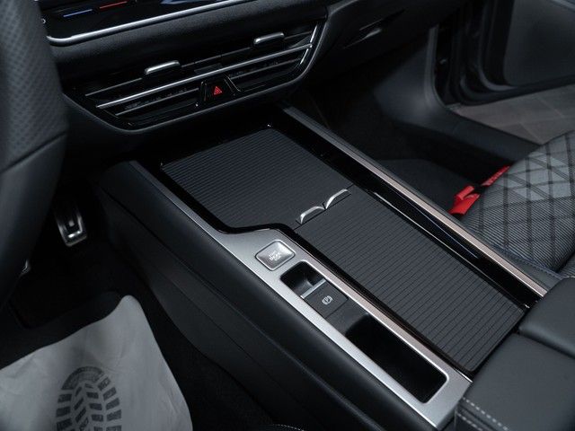 Passat Variant R-Line TDI DSG Harmann Kardon Pan