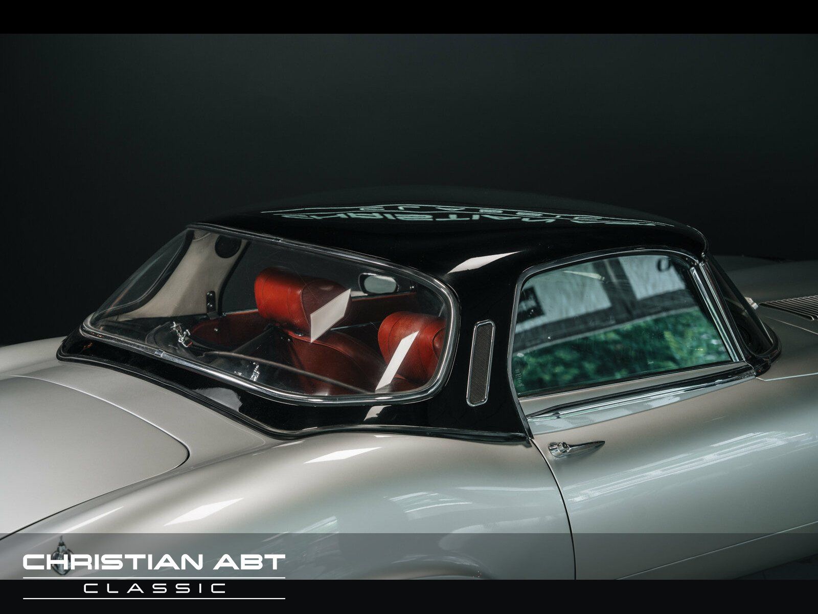 Fahrzeugabbildung Jaguar E-Type 5.3 12 Zylinder