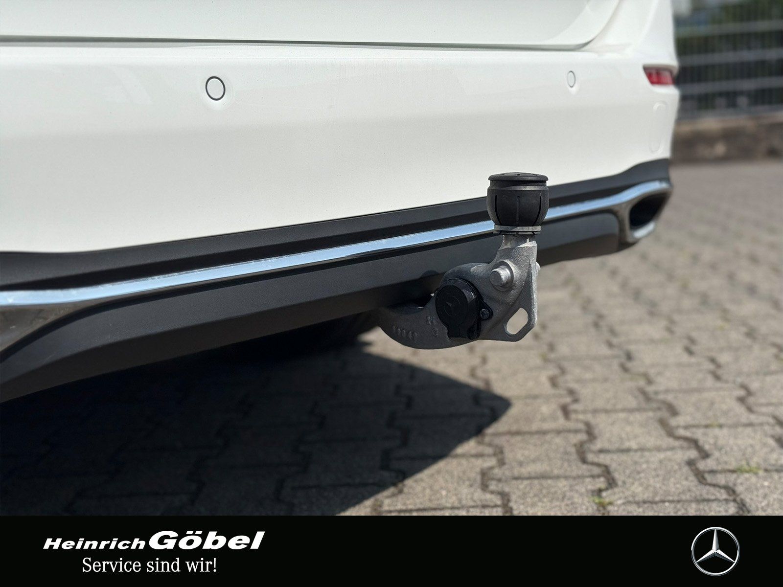 Fahrzeugabbildung Mercedes-Benz C 300 de T PANO*AHK*AMBIENTE*ELEK.HECKKLAPPE*