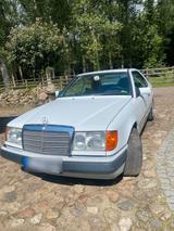 Mercedes-Benz Mercedes CE 230 W124 Coupé weiß Oldtimer - Mercedes-Benz: 230 Ce W124
