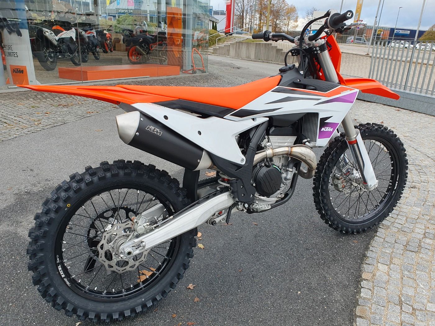 Fahrzeugabbildung KTM 350 SX-F 2024 Neufahrzeug