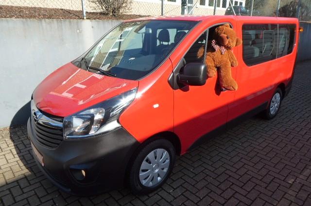 Opel Vivaro B Kombi L1H1  9 Sitzplätze