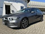Mercedes-Benz A 180 A -Klasse d*Digitales Display*PDC *LED - Mercedes-Benz A 180 in Braunschweig