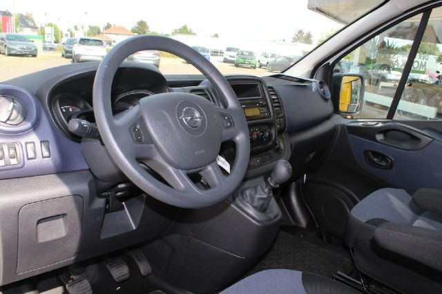 Fahrzeugabbildung Opel Vivaro B Kasten/Kombi Combi L1H1  2,7t