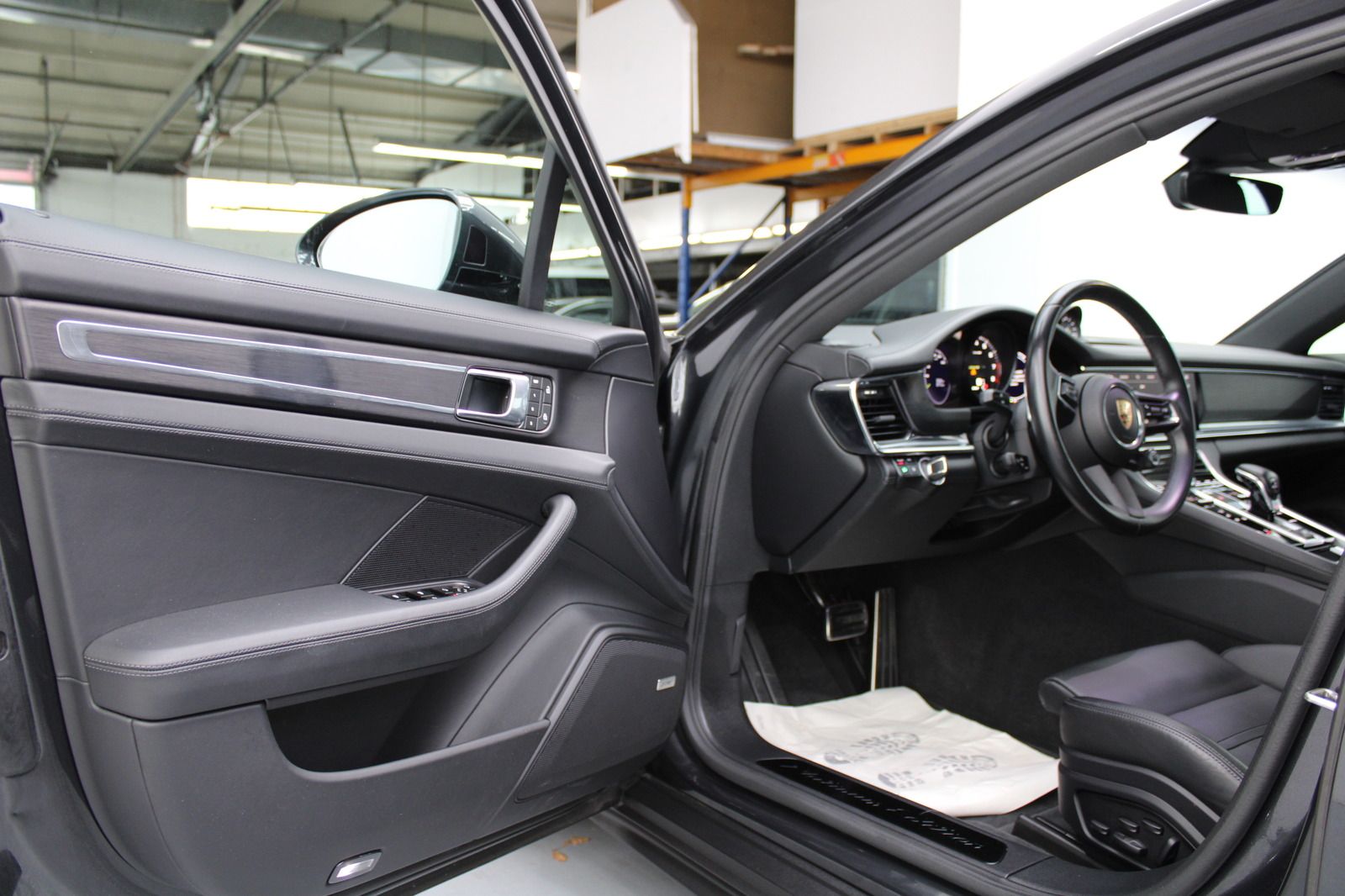 Porsche Panamera 4 E-Hybrid Platinum BOSE LUFT 360° LED foto 4
