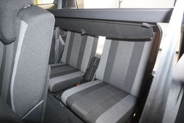 Peugeot 5008 - 10