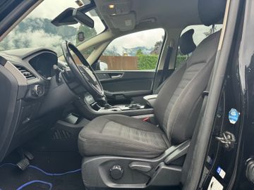 Ford Galaxy - 8