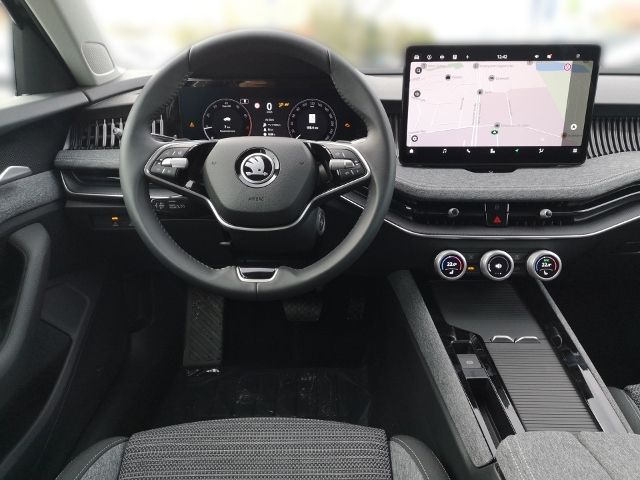 Fahrzeugabbildung SKODA Superb Combi 1.5 TSI DSG mHEV Selection AHK STAN