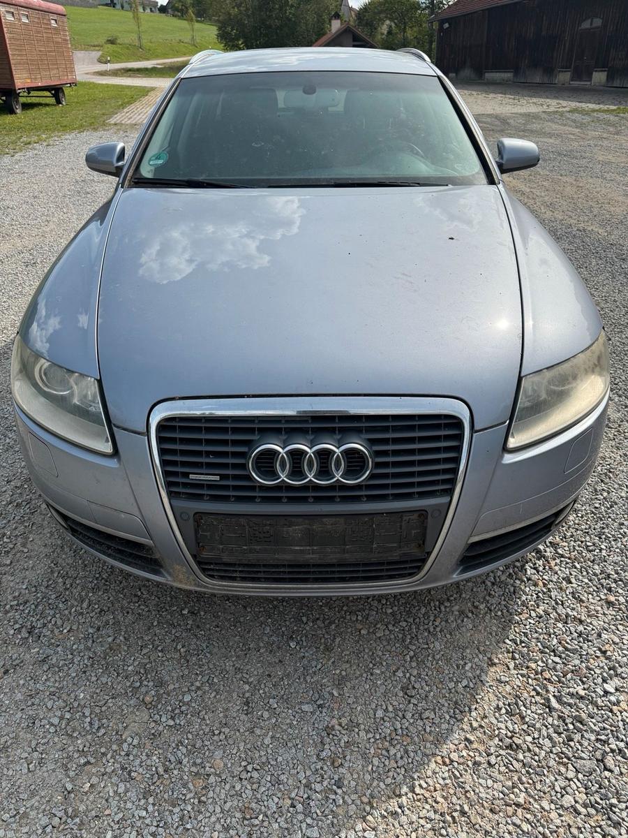 Audi A6 2006 — rear view