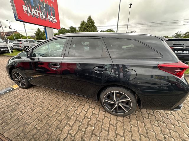 Toyota Auris Touring Sports Team D * Unfall*