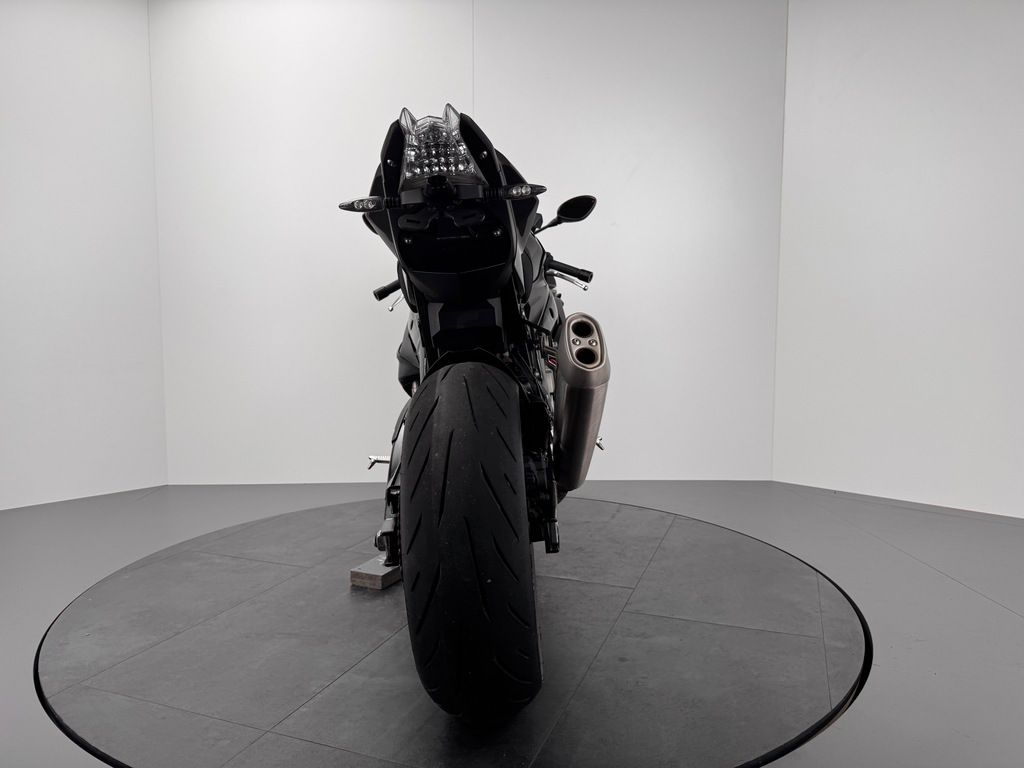 Fahrzeugabbildung BMW S1000RR *TOP-ZUSTAND *REIFEN NEU *SERVICE NEU