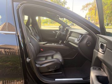 Volvo XC60 - 11