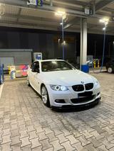 BMW E92 320i M Paket ab Werk - BMW 320: 320i E92
