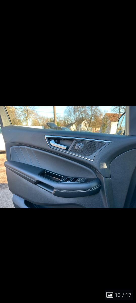 Ford Edge 2,0 l TDCi Bi-Turbo 4 x 4