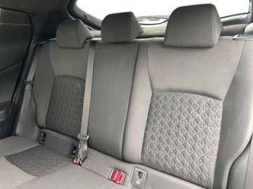 Toyota C-HR - 11