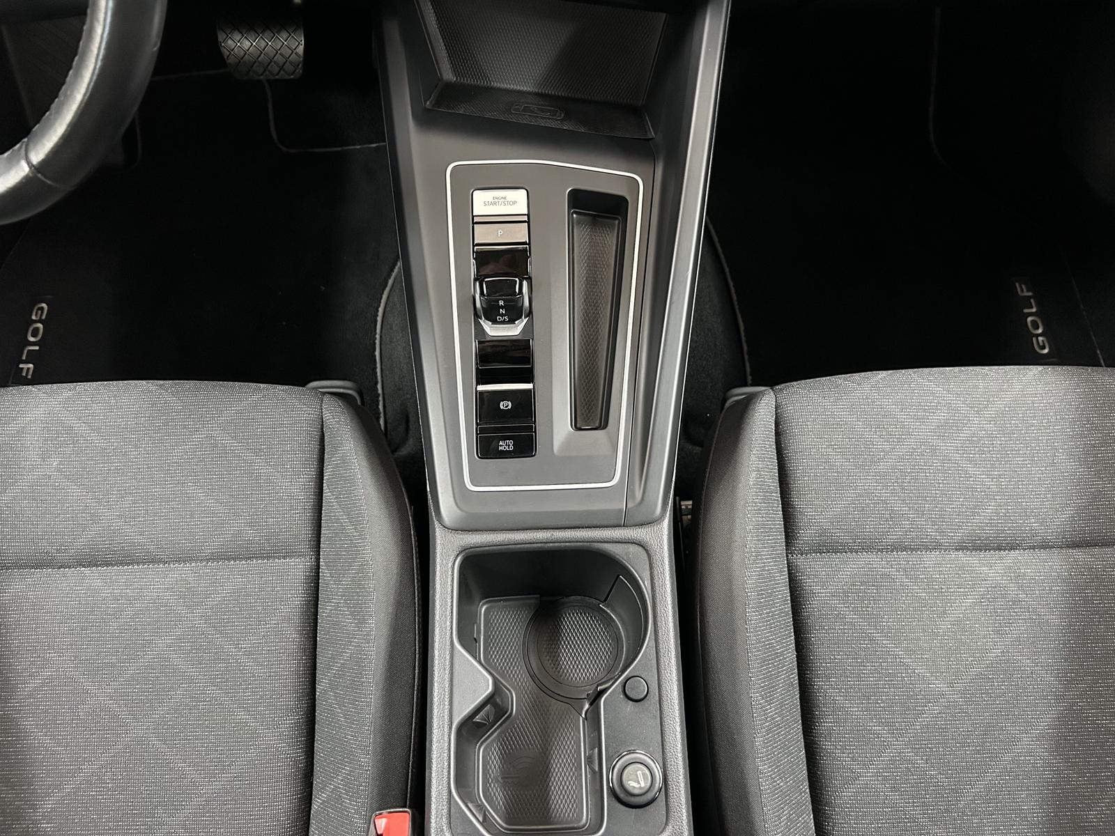 Volkswagen Golf VIII Life+PDC+SHZ+CarPlay+DAB+Lane-Assist, миниатюра 16