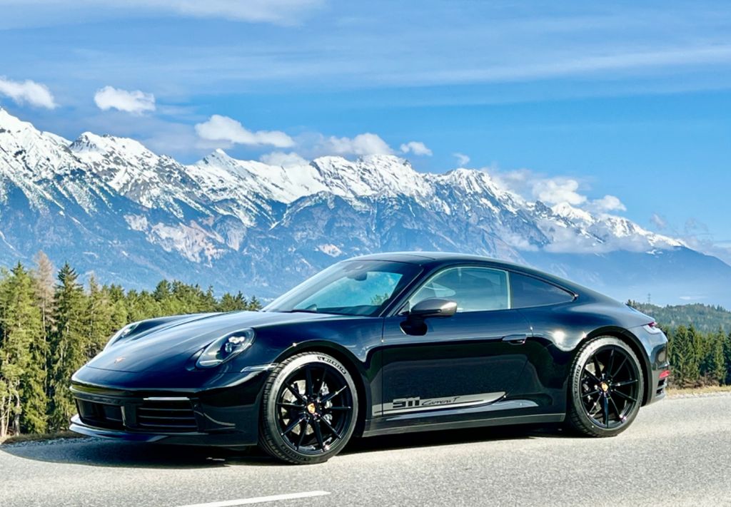 Porsche 992