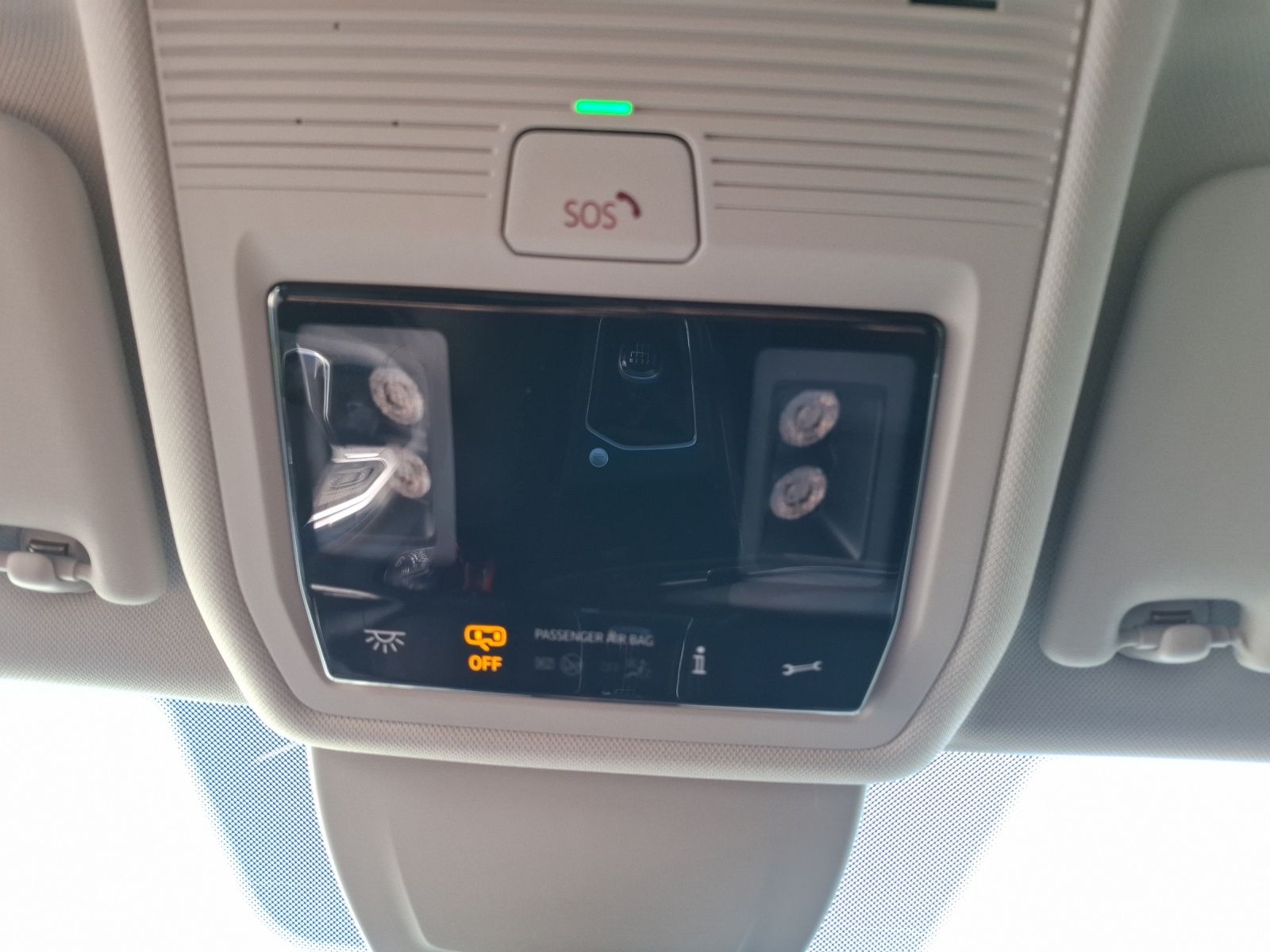 Fahrzeugabbildung Volkswagen Golf VIII TSI Kamera ACC Navi LED