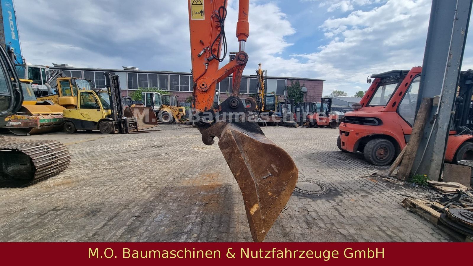 Fahrzeugabbildung Hitachi EX 225 USRLC / AC / SW / Hammerleitung