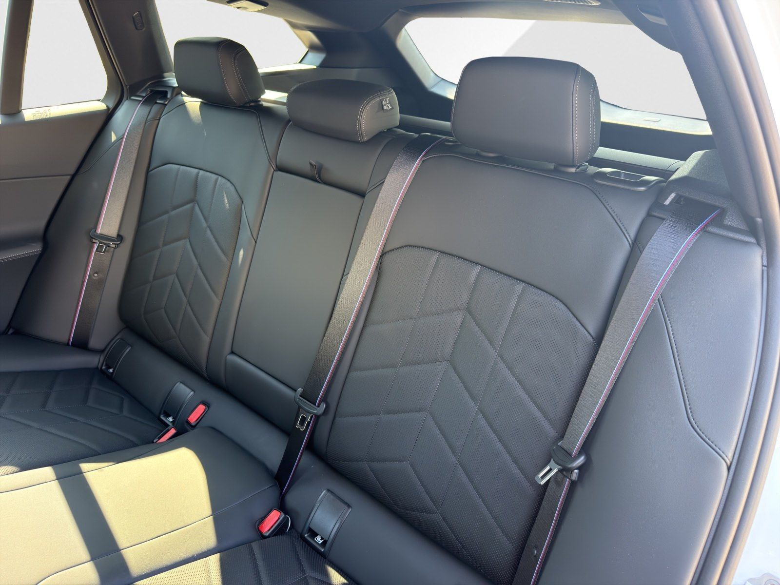 BMW i5 eDrive40 UPE 91.105,- € #exclusive foto 13
