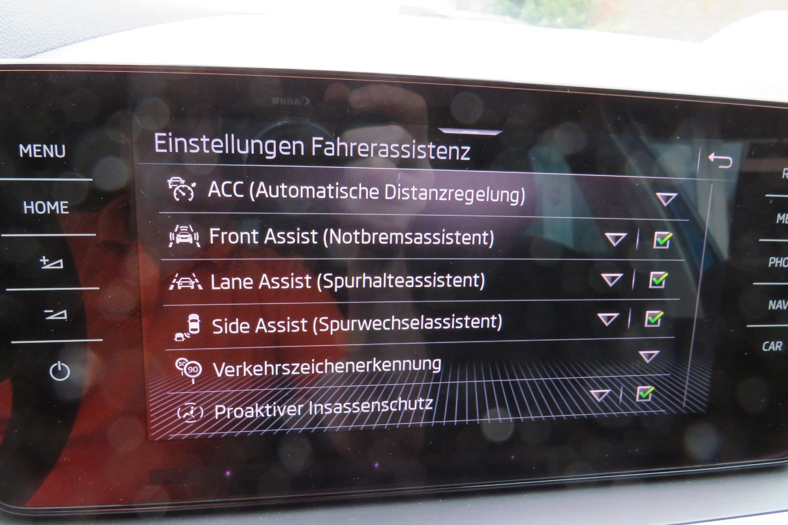 Fahrzeugabbildung SKODA Scala Ambition KAMERA APP NAVI ACC SITZH uvm. 1H