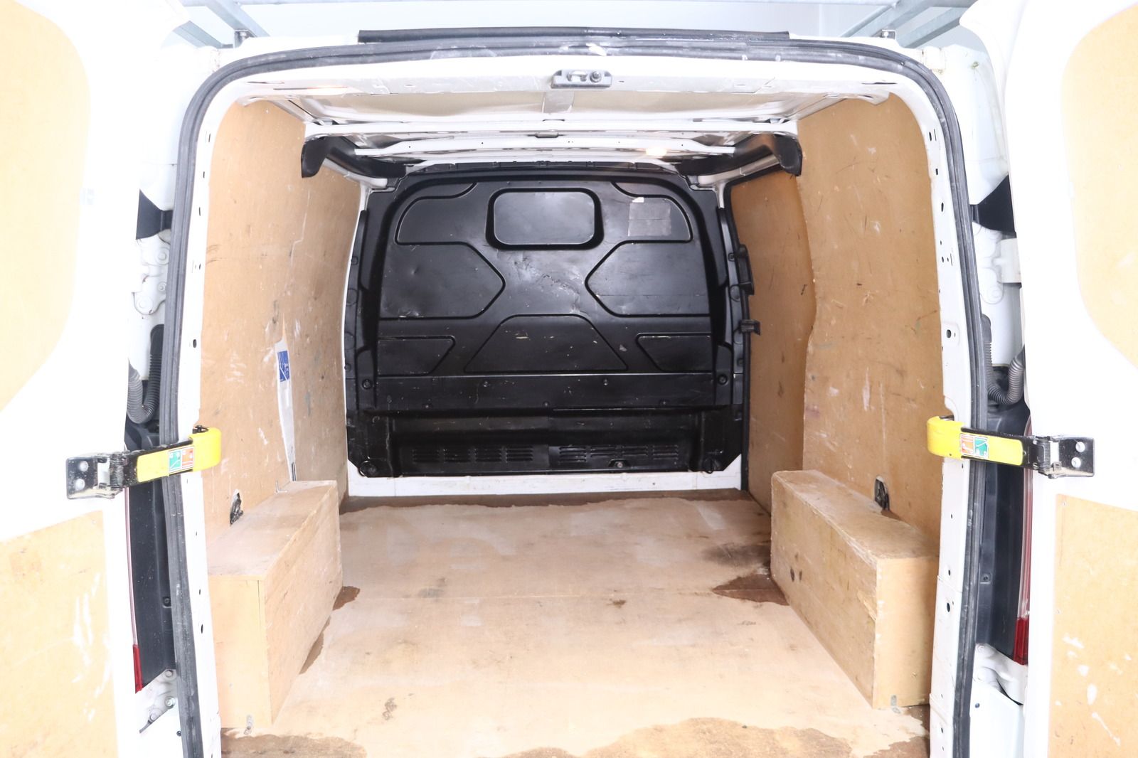 Fahrzeugabbildung Ford Transit Custom Kasten 280 L1H1 LKW Trend