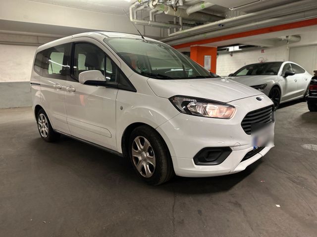 Ford Tourneo Courier