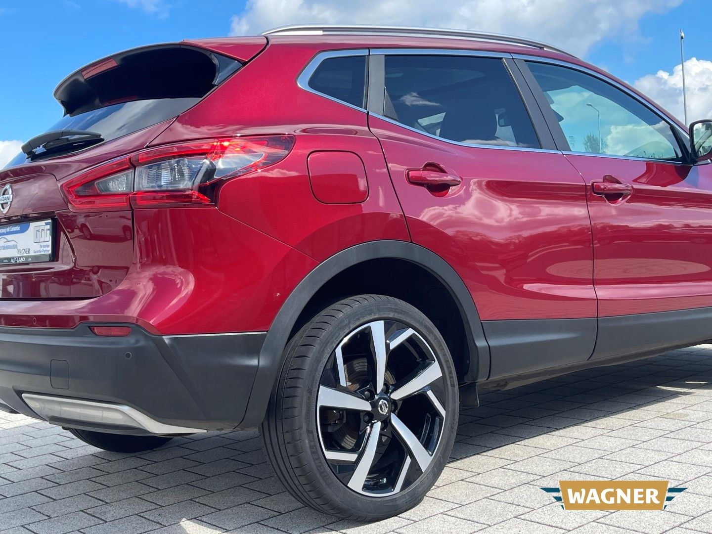 Fahrzeugabbildung Nissan Qashqai N-Connecta 1.3 Automatik