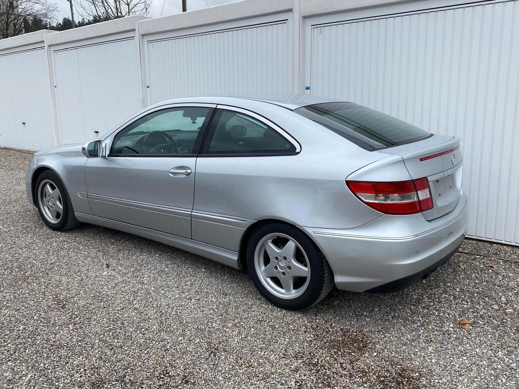 Mercedes-Benz CLC 200