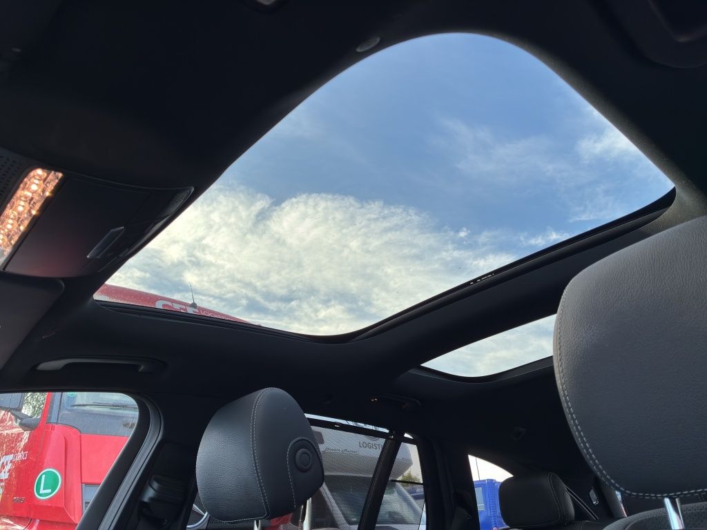 Fahrzeugabbildung Mercedes-Benz E 300 de T AMG*PANO-SD*AHZV*HUD*DISTR*BURMESTER*