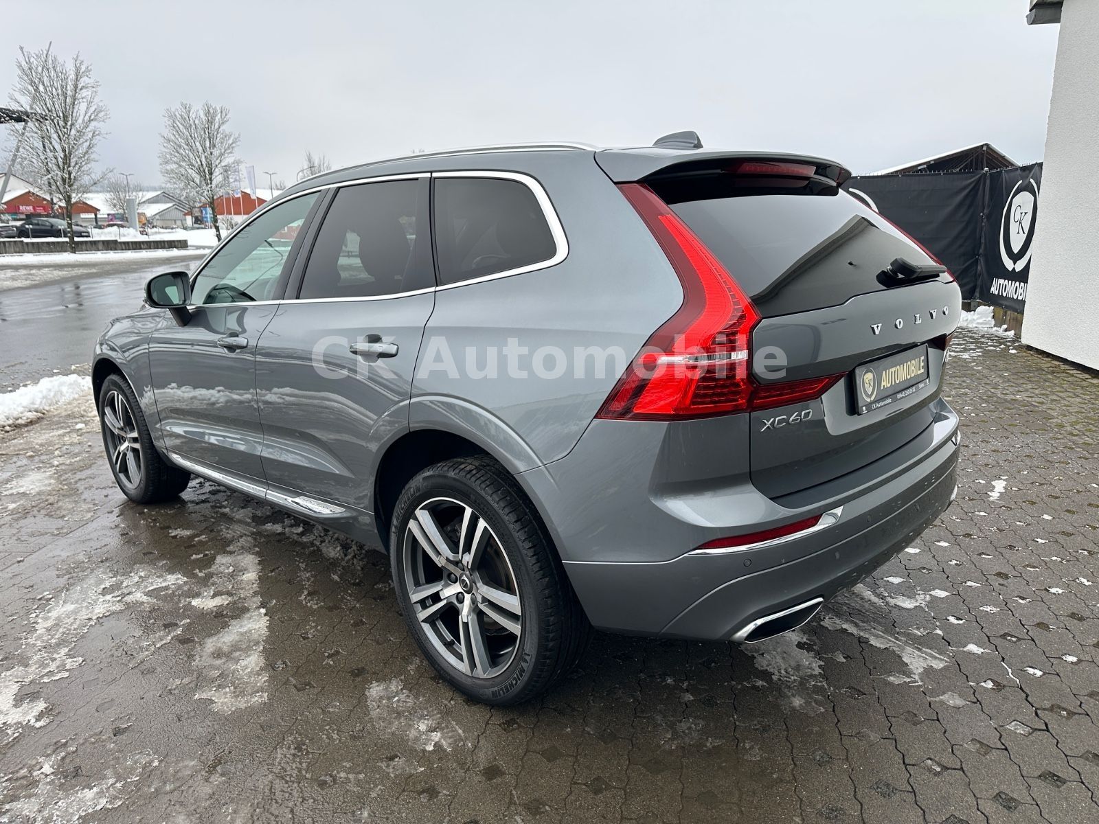 Fahrzeugabbildung Volvo XC60 D4 Inscription 2WD/BLIS/Head-Up/Pano/360°