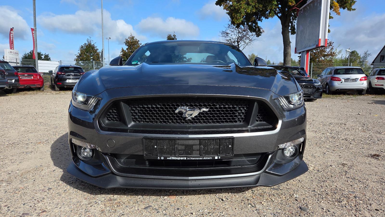 Ford Mustang GT Fastback 5.0 V8 421 ch BVA / 40 400 km / Premium Pack / Cuir ventilé / Caméra de recul
