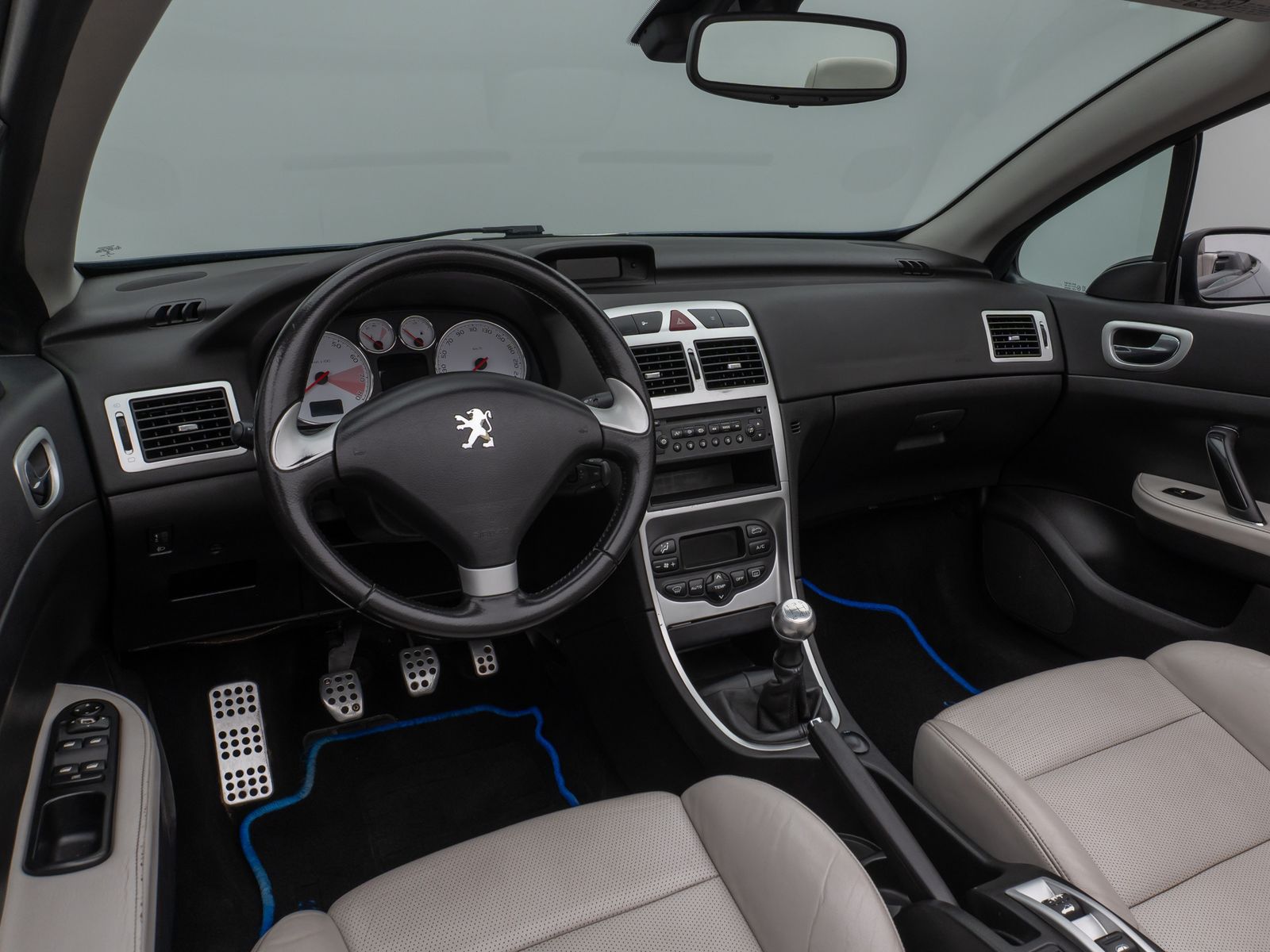 Fahrzeugabbildung Peugeot 307 CC Tendance 135 Sitzhzg PDC Klimaaut. Sport