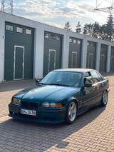BMW E36 328i Limousine (AUSSTATTUNG) - BMW 328 in Köln
